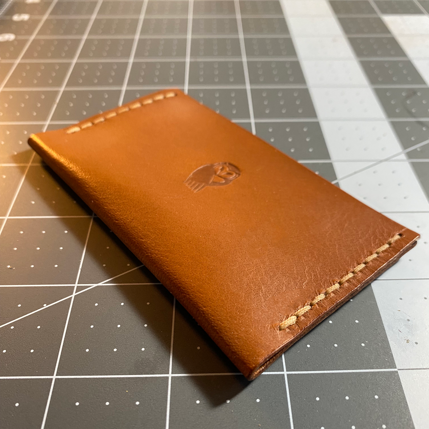 FEATHERLIGHT CARDHOLDER